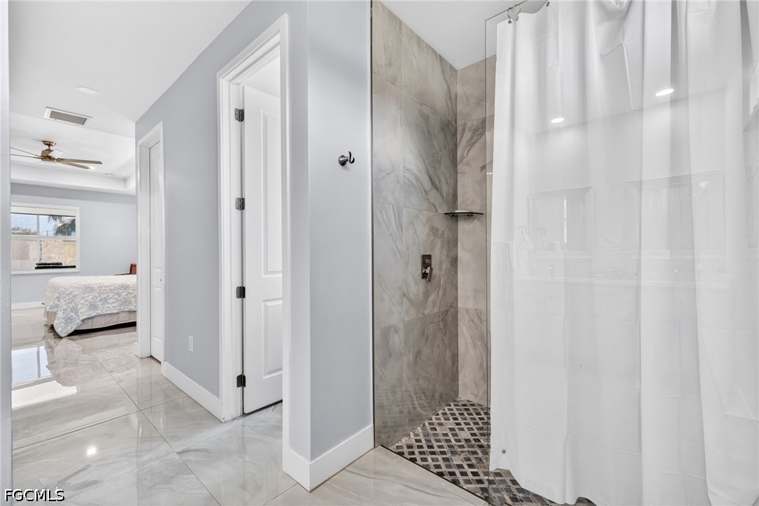 10 NW 35th AVE