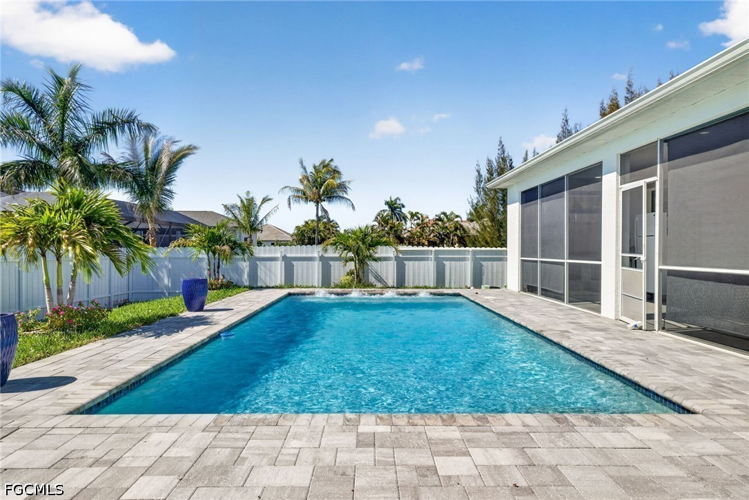 10 NW 35th AVE