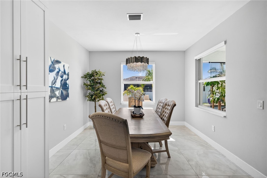 10 NW 35th AVE