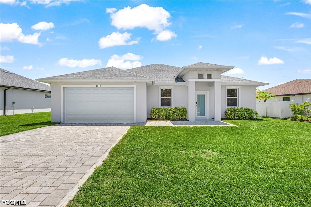 1015 SW 15th PL