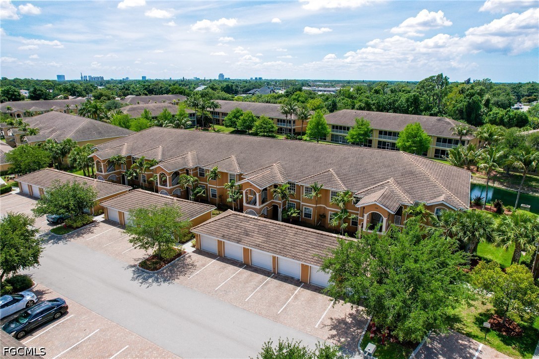 1102 Winding Pines CIR 206