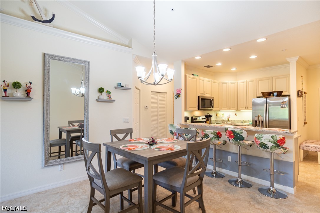 1102 Winding Pines CIR 206