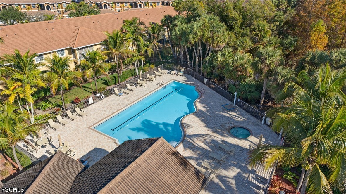 1102 Winding Pines CIR 206