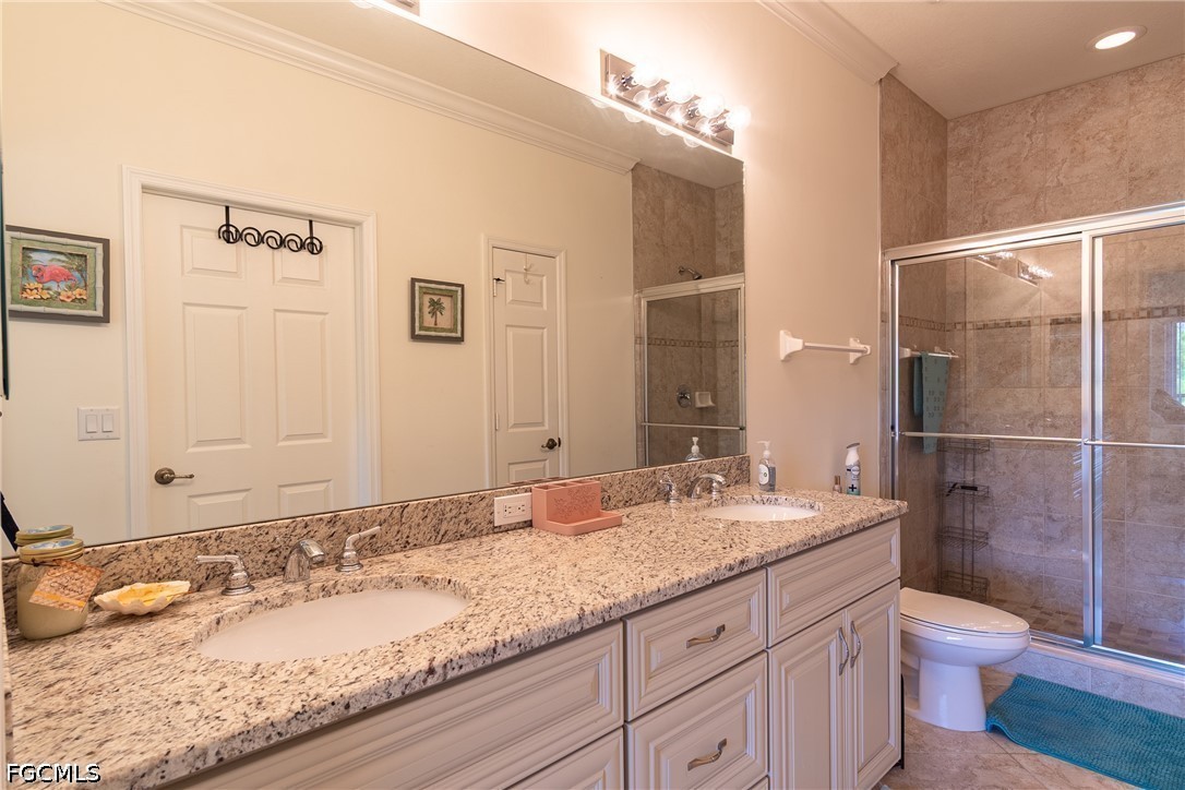 1102 Winding Pines CIR 206