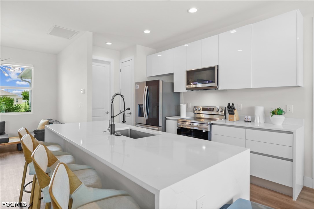 2016 NW 1st AVE
