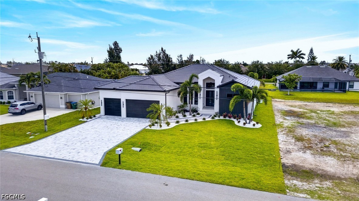 209 NW 35th PL