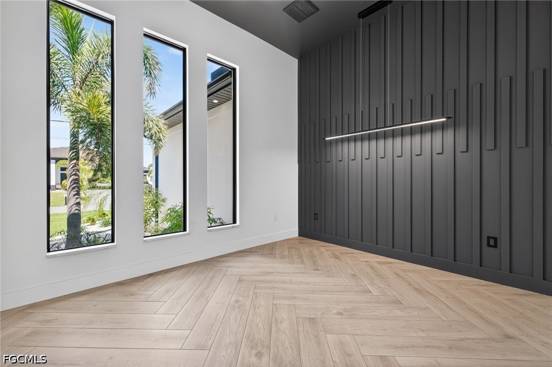 209 NW 35th PL