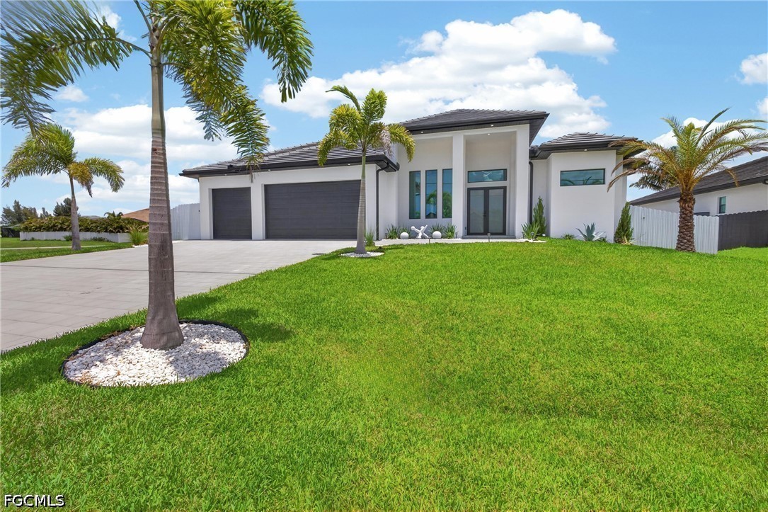 121 NW 35th PL