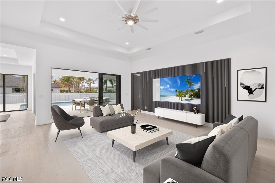 121 NW 35th PL