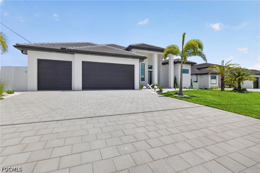 121 NW 35th PL