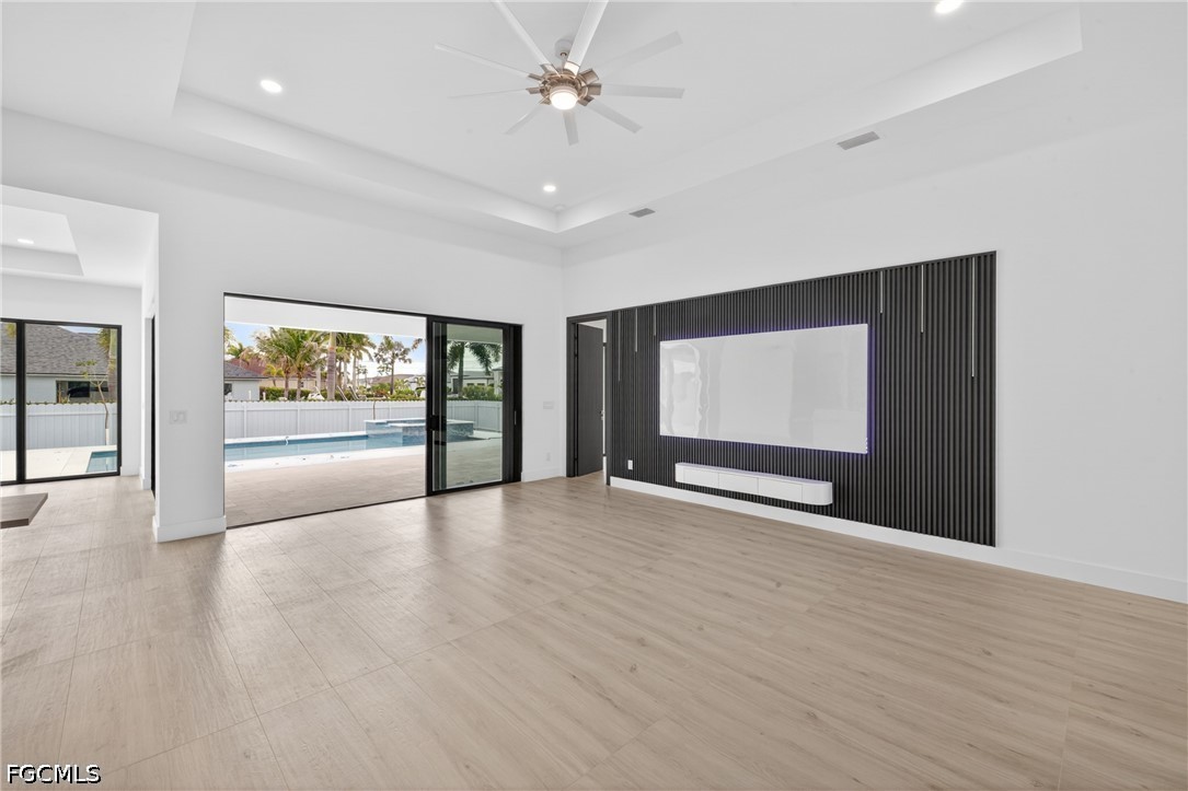 121 NW 35th PL