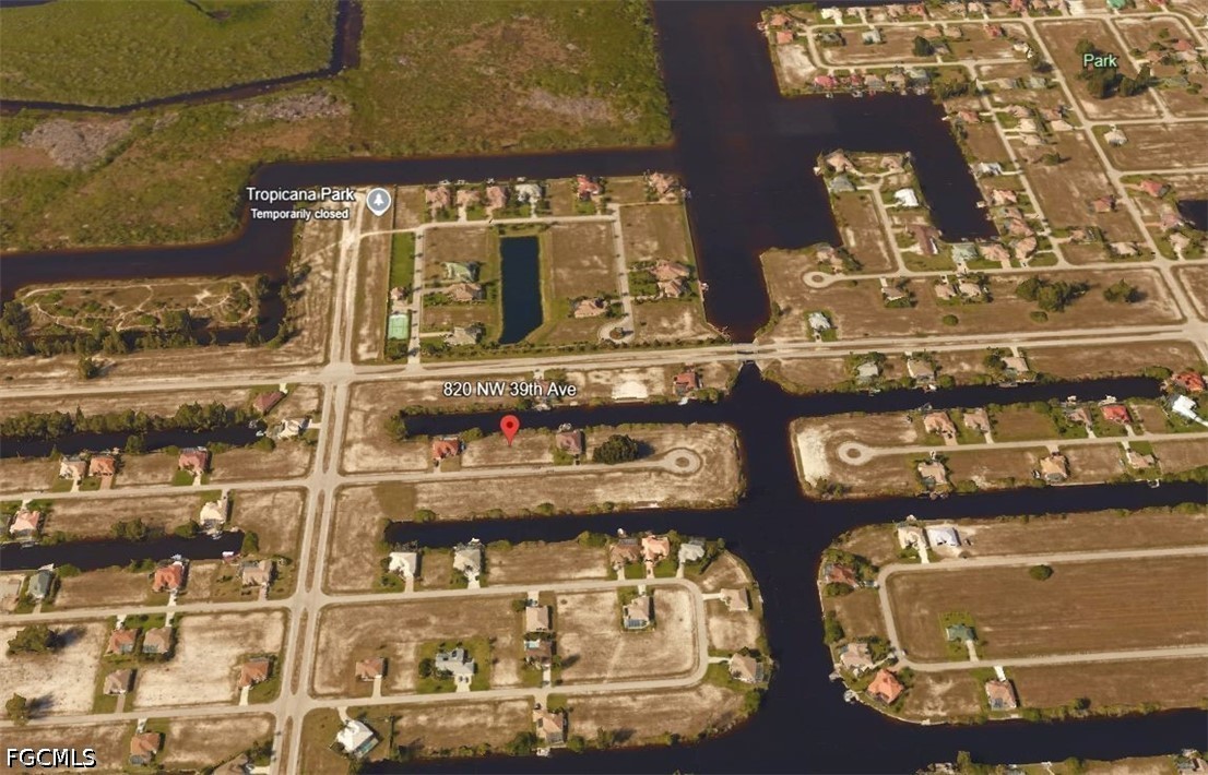 820 NW 39th AVE