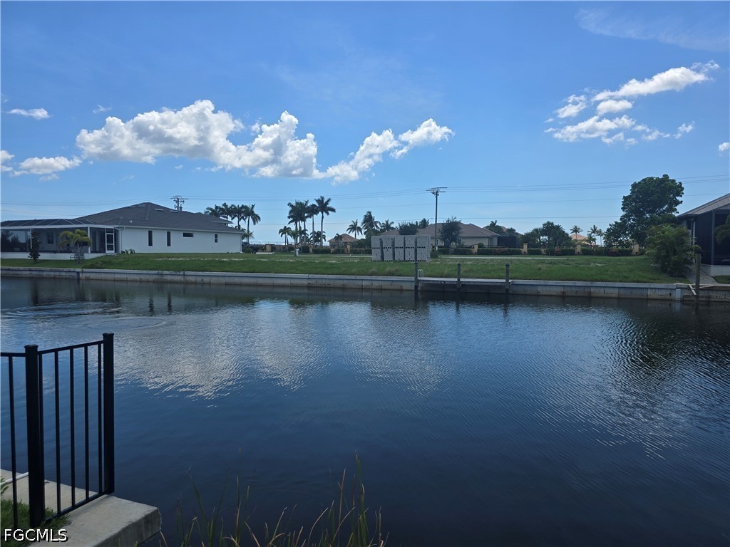 820 NW 39th AVE
