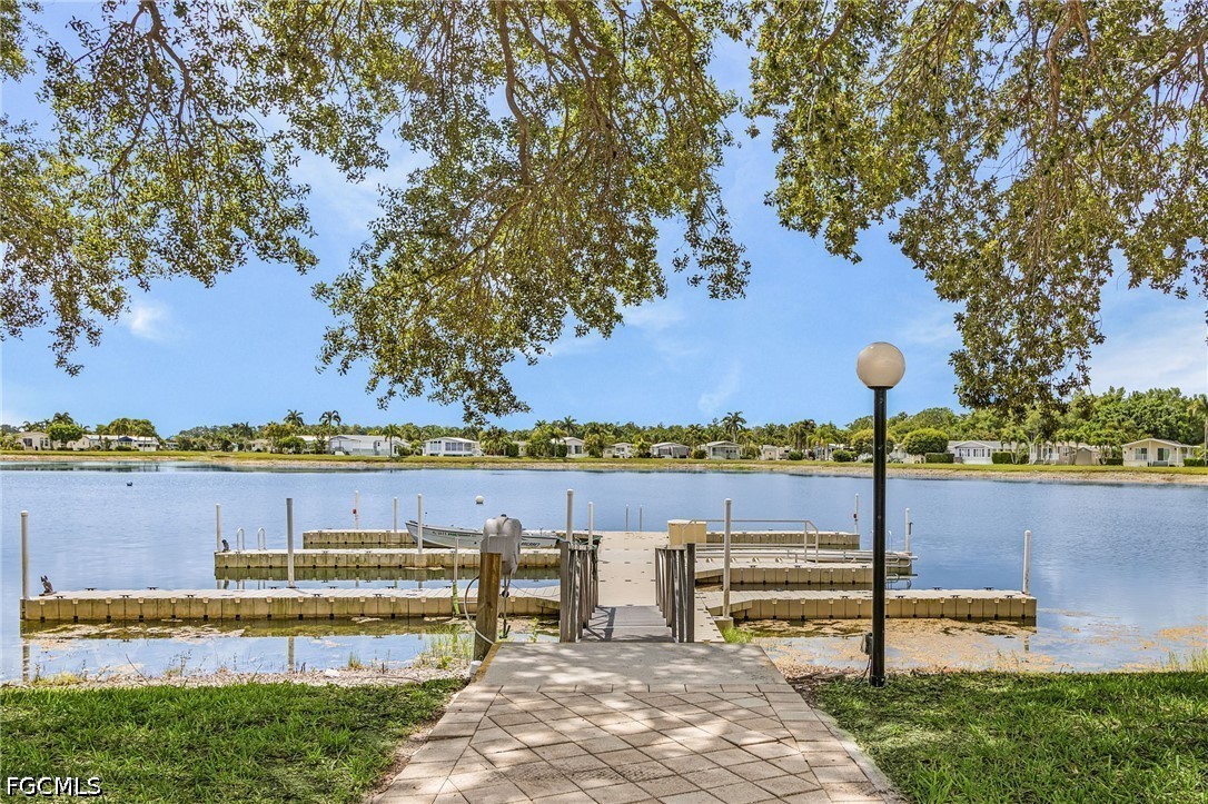 3066 Waterview PT