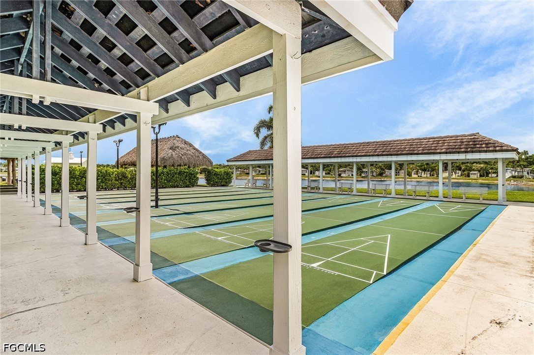 3066 Waterview PT