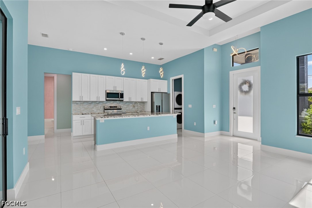 420 SW 29th AVE