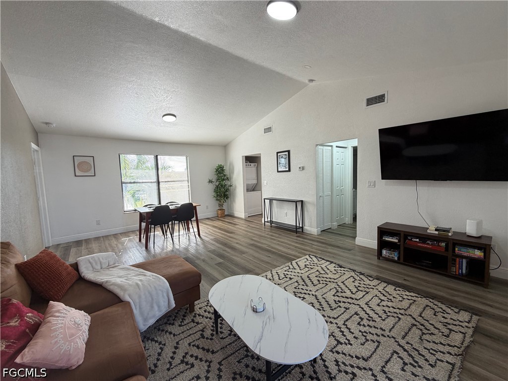 2811 SE 15th PL 202