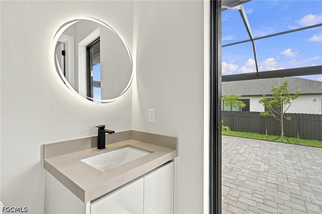 340 SW 31st AVE