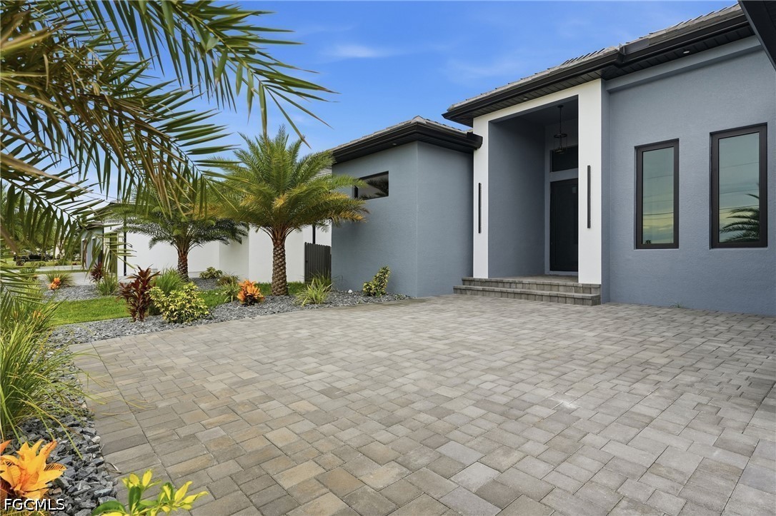 340 SW 31st AVE