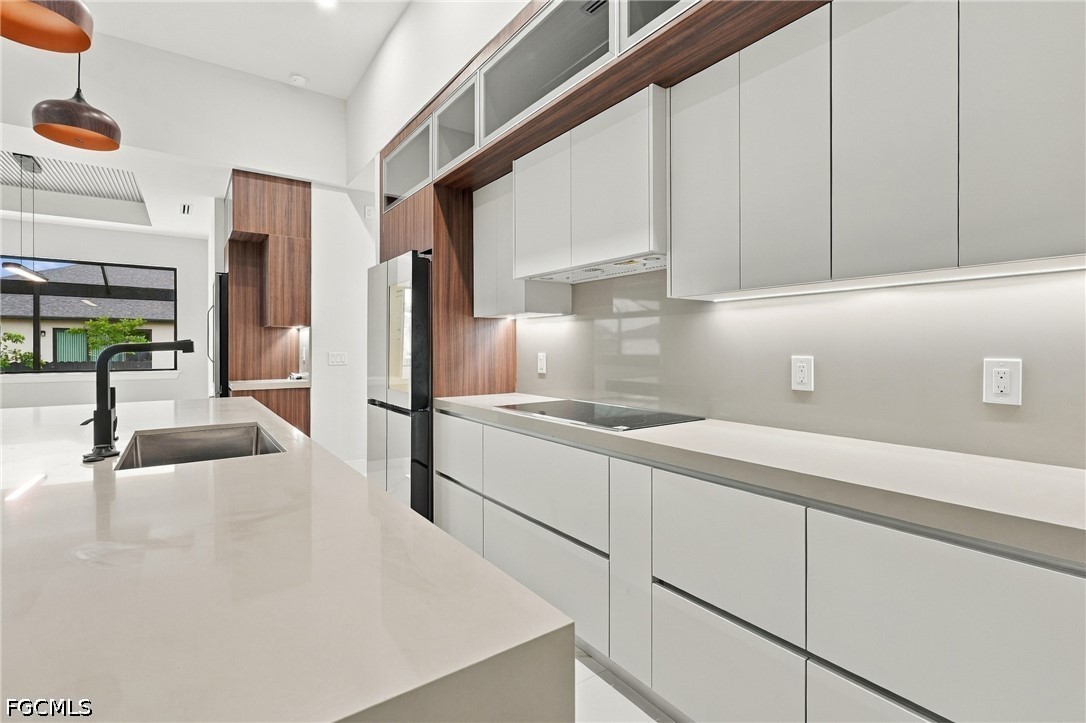 340 SW 31st AVE