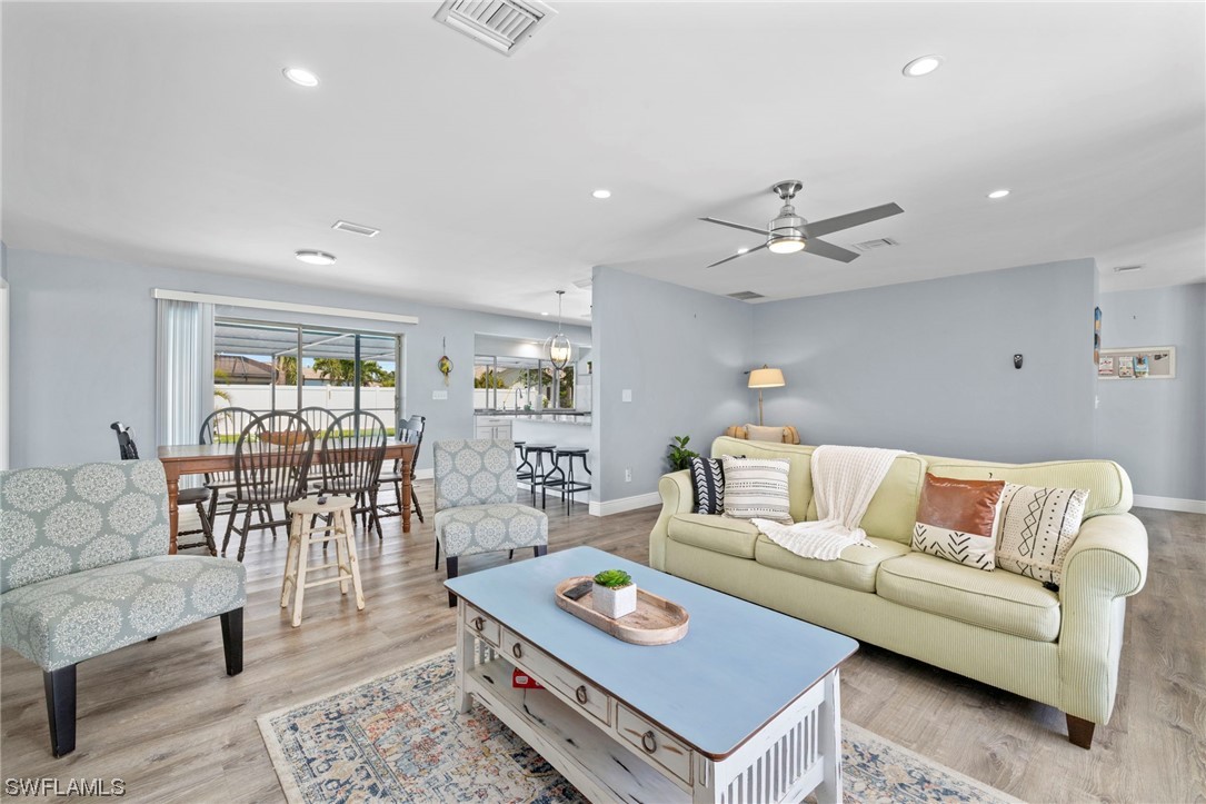 901 SE 35th TER