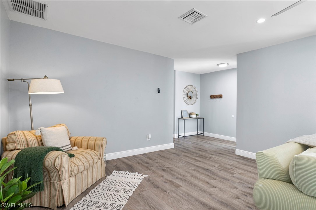 901 SE 35th TER