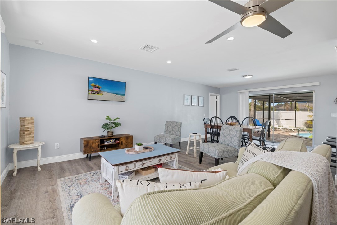 901 SE 35th TER