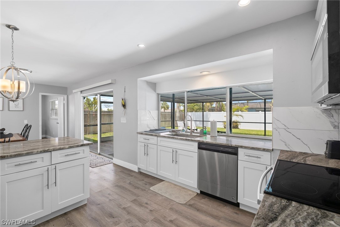 901 SE 35th TER
