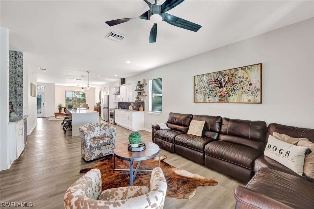3929 Agualinda BLVD
