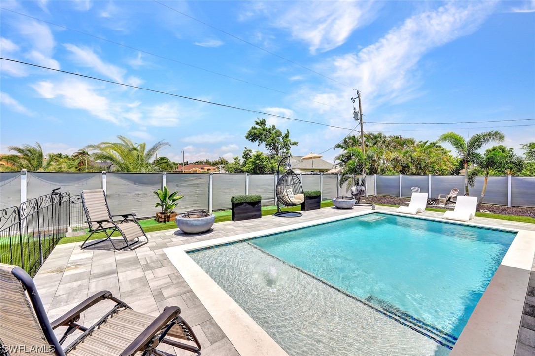 3929 Agualinda BLVD