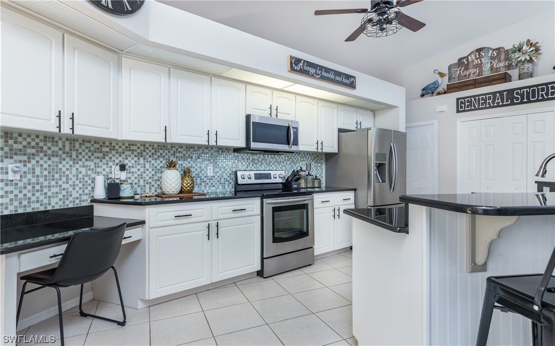 3033 SW 23rd PL