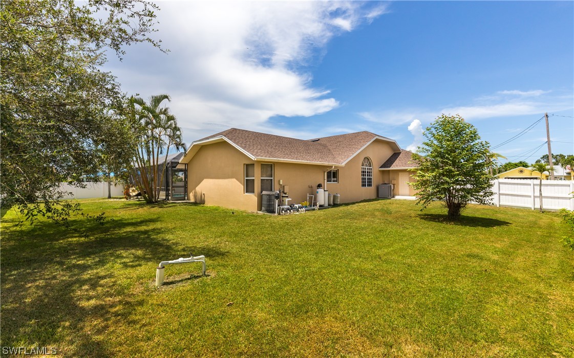3033 SW 23rd PL