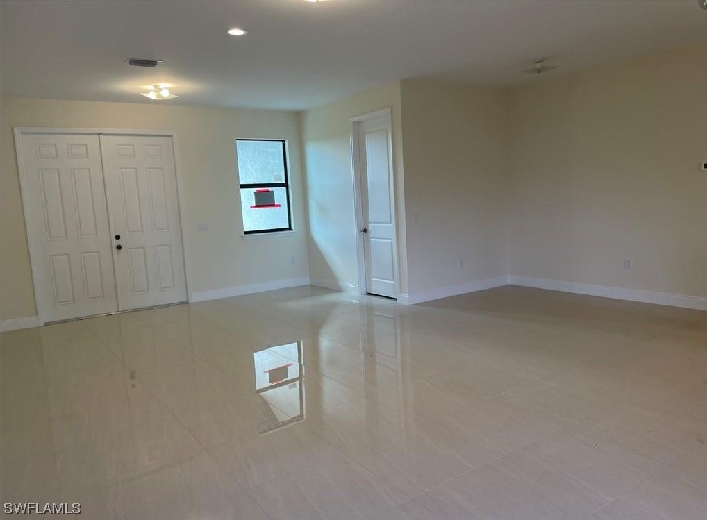 4307 Douglas LN