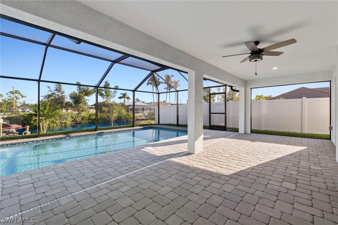 611 SW 40th TER