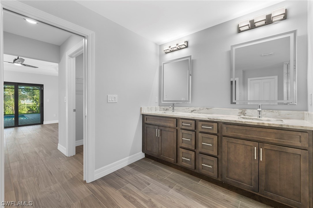 611 SW 40th TER