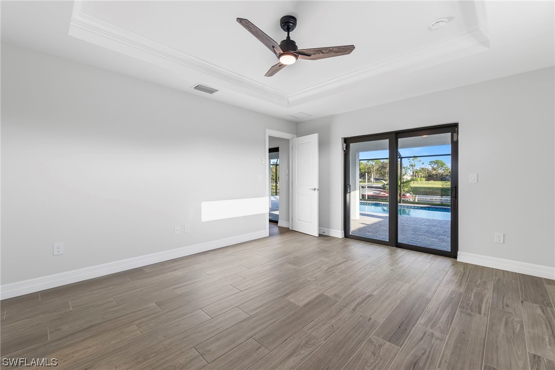 611 SW 40th TER