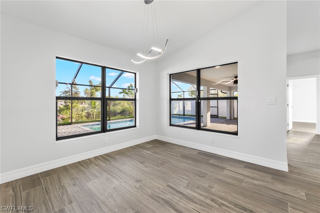 611 SW 40th TER