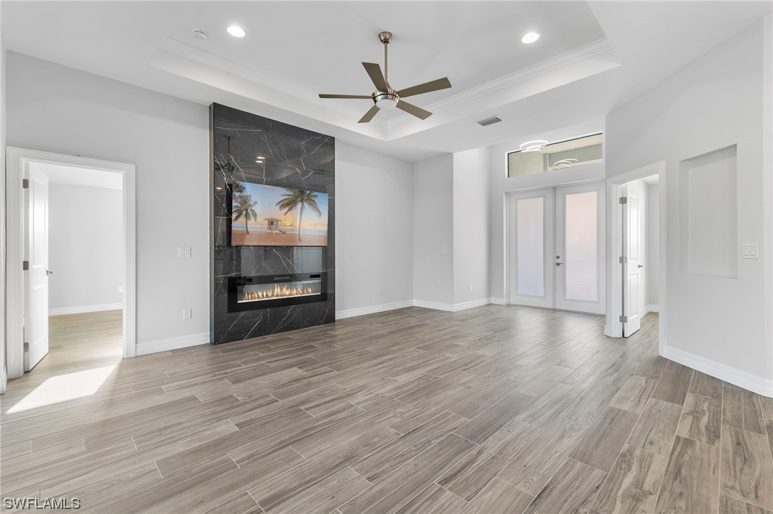 611 SW 40th TER