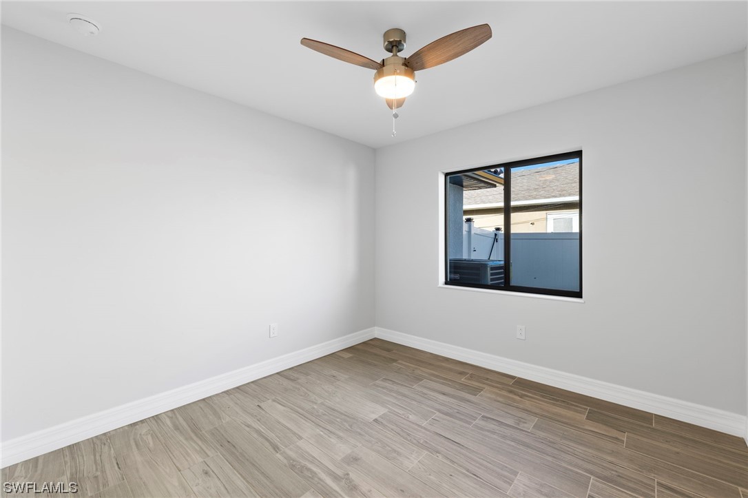 611 SW 40th TER