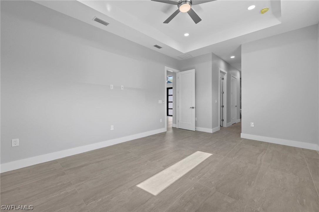 2130 SW 49th ST