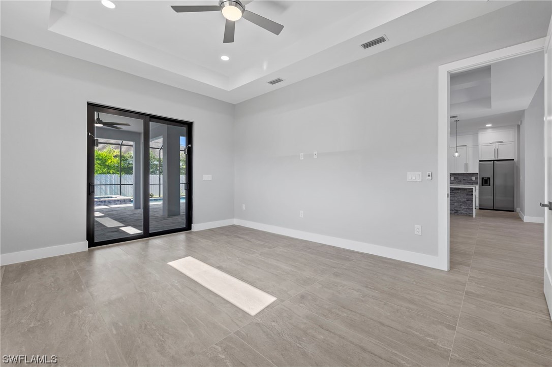 2130 SW 49th ST