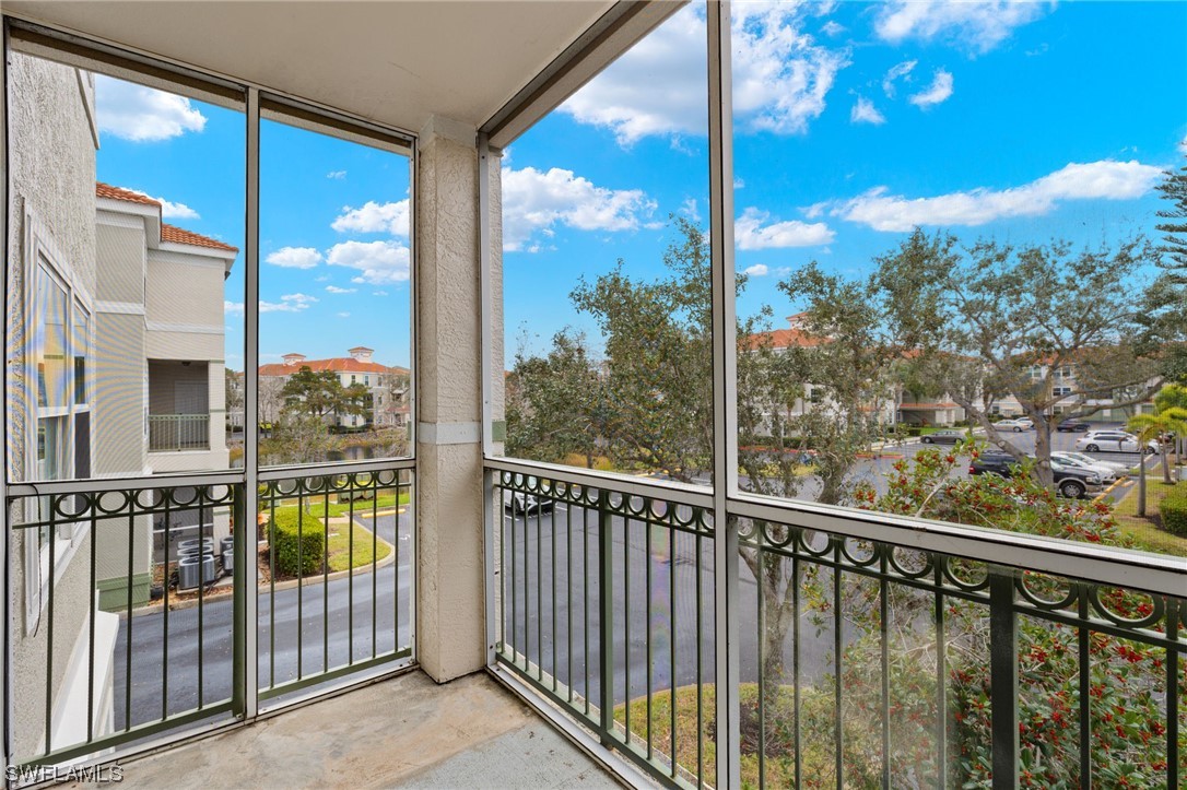 23600 Walden Center DR 210