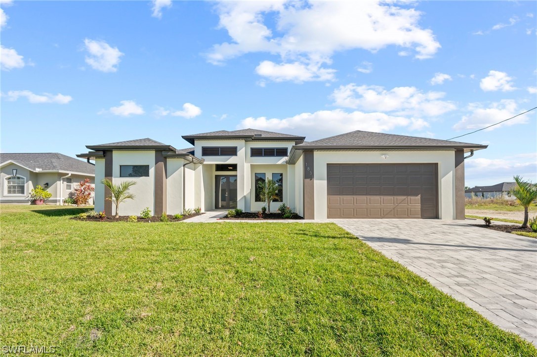 1833 SW 8th CT