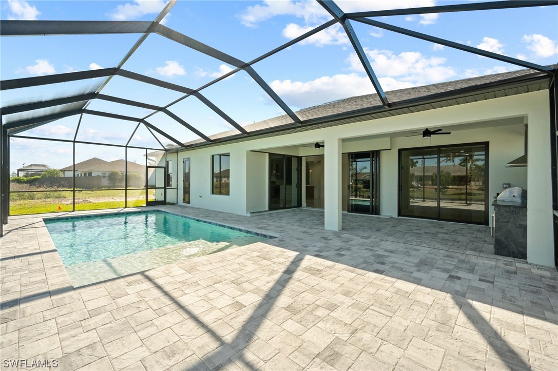 1833 SW 8th CT