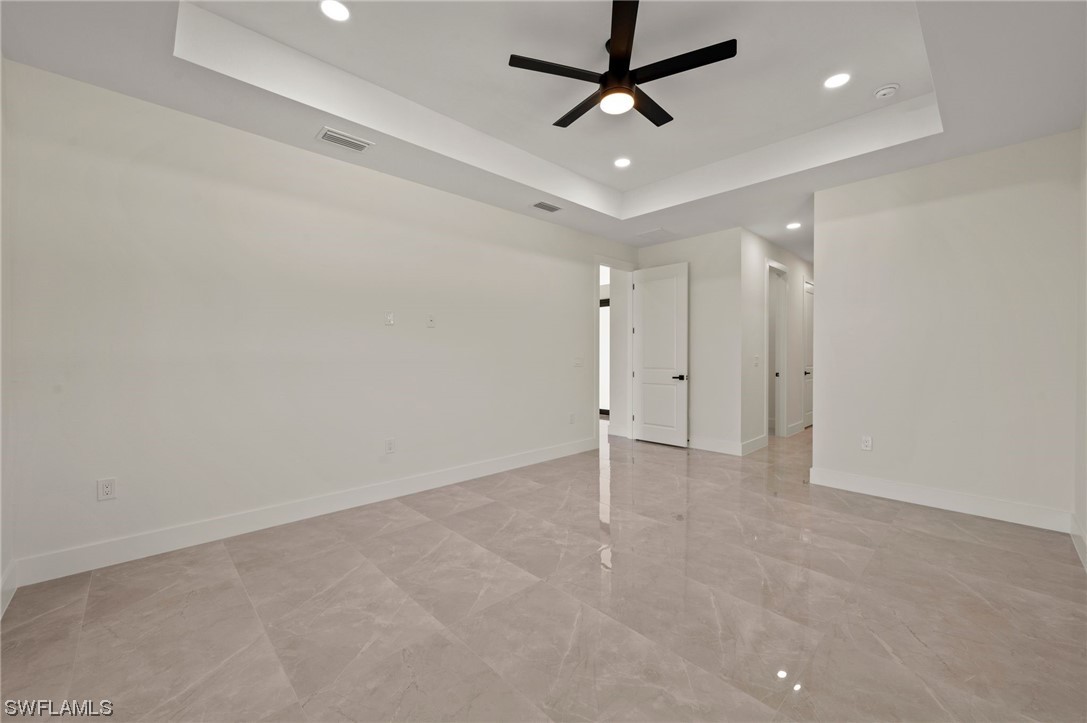 1833 SW 8th CT