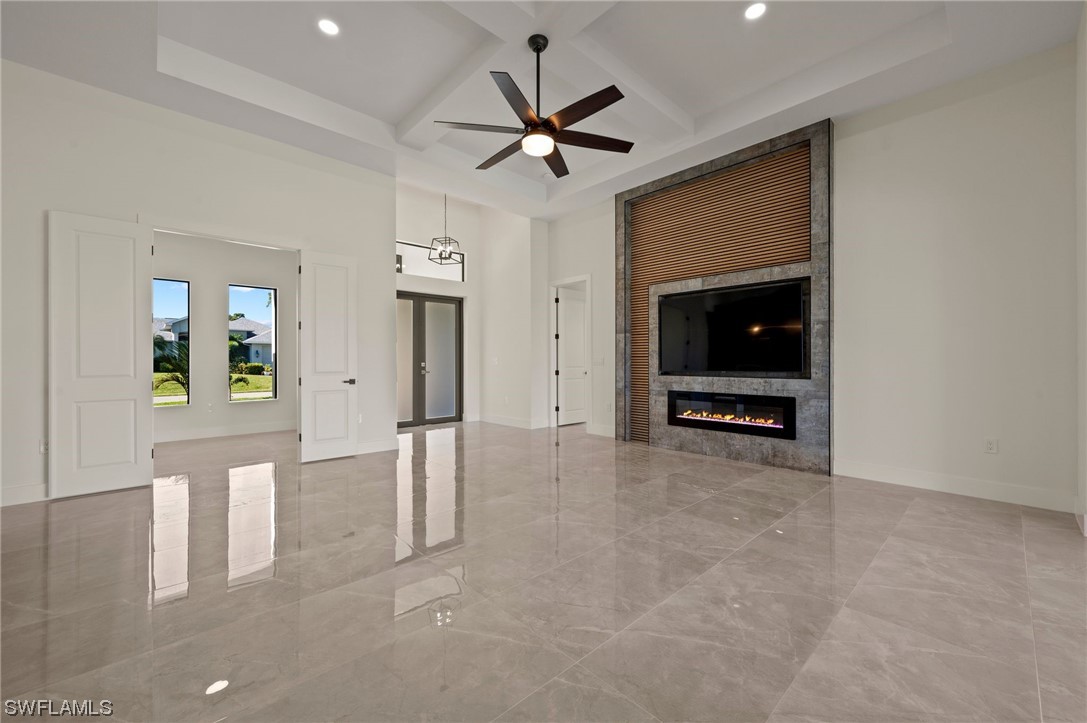 1833 SW 8th CT