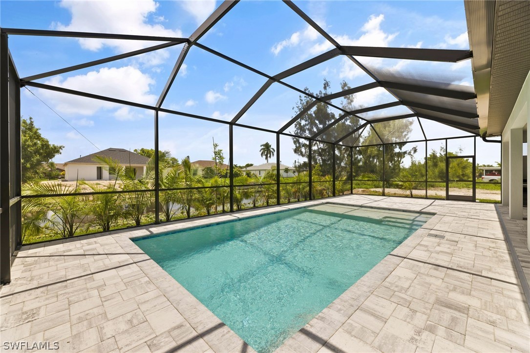 515 SW 11th CT