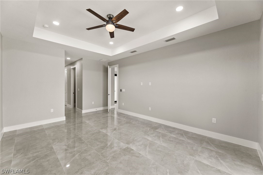 515 SW 11th CT