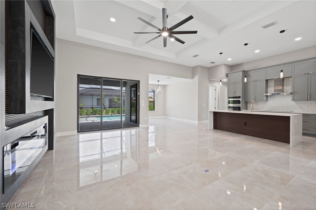 3605 NW 2nd TER