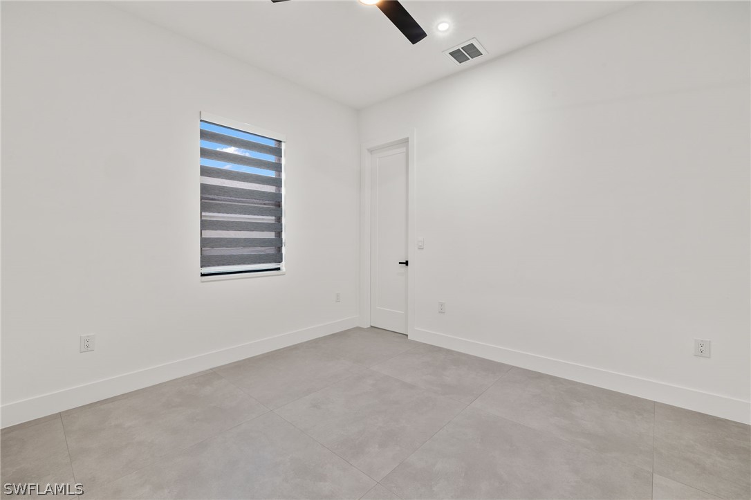 334 SW 25th PL